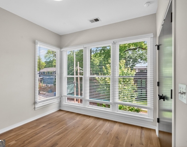 454 Calhoun Street Nw - Photo Thumbnail 8