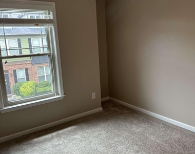 535 Ridge View Crossing - Photo Thumbnail 3