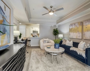 2900 Pharr Court Nw - Photo Thumbnail 4