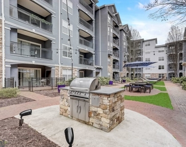 2900 Pharr Court Nw - Photo Thumbnail 24