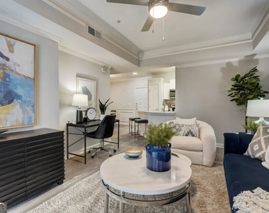 2900 Pharr Court Nw - Photo Thumbnail 3