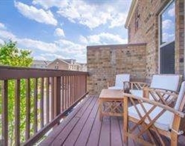 5871 Terrace Bend Way - Photo Thumbnail 21
