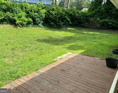2756 Plantation Drive - Photo Thumbnail 16