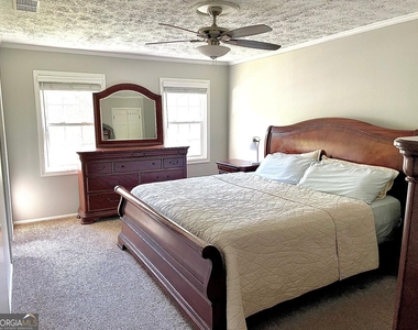838 Heritage Square - Photo Thumbnail 6