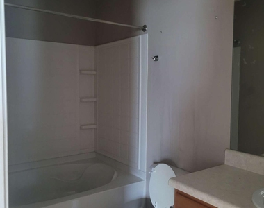 748 Georgetown Court - Photo Thumbnail 4