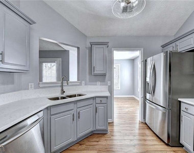 5867 Tattersall Terrace - Photo Thumbnail 12