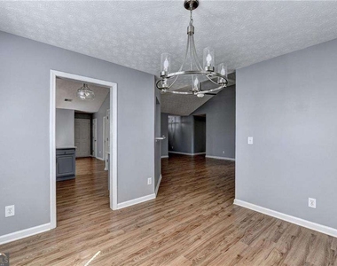 5867 Tattersall Terrace - Photo Thumbnail 9
