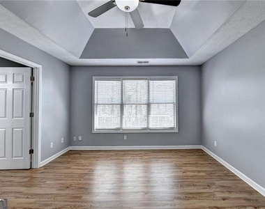 5867 Tattersall Terrace - Photo Thumbnail 23