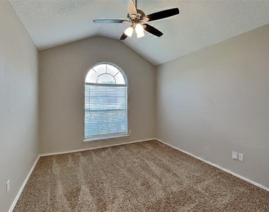 2222 Edinburgh Street - Photo Thumbnail 16