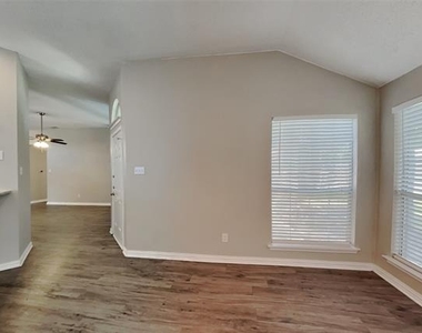 2222 Edinburgh Street - Photo Thumbnail 1