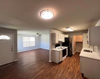8124 Marydean Avenue - Photo Thumbnail 2