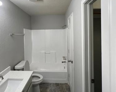 8124 Marydean Avenue - Photo Thumbnail 6