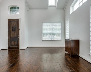 13225 Courtney Drive - Photo Thumbnail 2