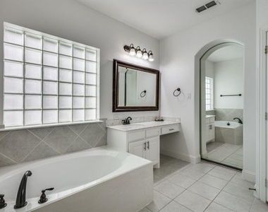13225 Courtney Drive - Photo Thumbnail 22