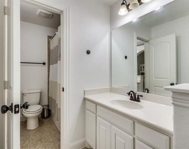 13225 Courtney Drive - Photo Thumbnail 31