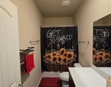 2157 Olivereta Drive - Photo Thumbnail 8