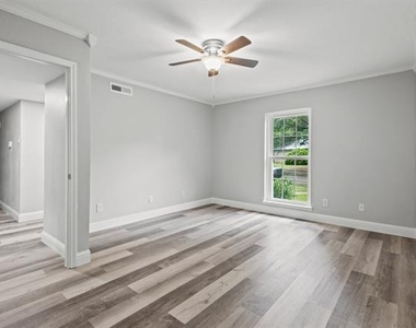 3939 Branch Hollow Drive - Photo Thumbnail 13