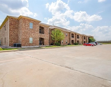 301 County Road 207 - Photo Thumbnail 3