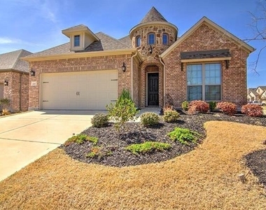 2417 Griffith Park Drive - Photo Thumbnail 1