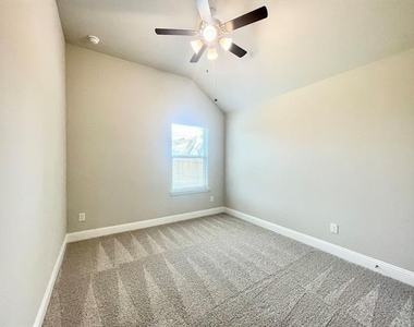 3002 Pronghorn Drive - Photo Thumbnail 21