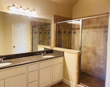 2410 Knight Street - Photo Thumbnail 14