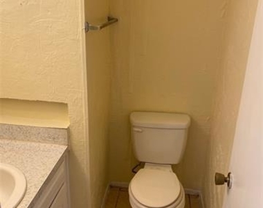 439 Valley Park Drive - Photo Thumbnail 3