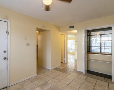 439 Valley Park Drive - Photo Thumbnail 6