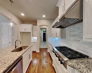729 Royal Minister Boulevard - Photo Thumbnail 5