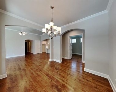 729 Royal Minister Boulevard - Photo Thumbnail 3