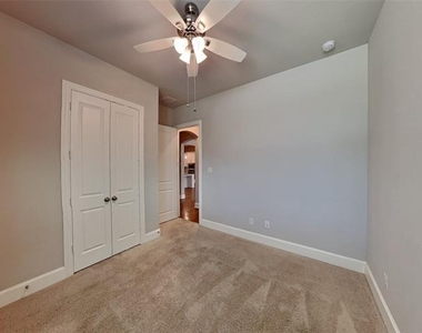 729 Royal Minister Boulevard - Photo Thumbnail 13
