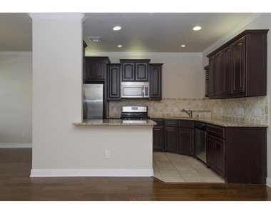 1821 Cortez Lane - Photo Thumbnail 10