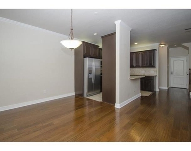 1821 Cortez Lane - Photo Thumbnail 4