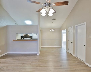 3674 Radcliff Road - Photo Thumbnail 9