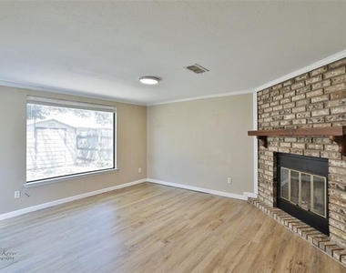 3674 Radcliff Road - Photo Thumbnail 4