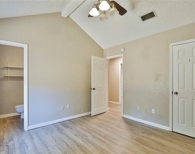 3674 Radcliff Road - Photo Thumbnail 26