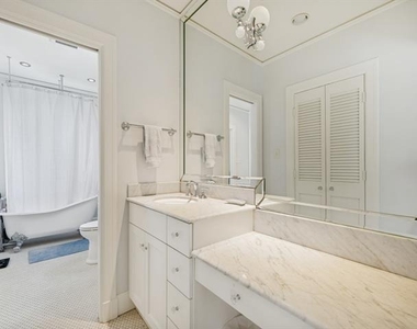 4352 Livingston Avenue - Photo Thumbnail 22