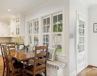 4352 Livingston Avenue - Photo Thumbnail 12