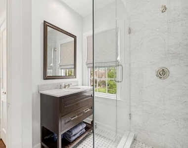 4352 Livingston Avenue - Photo Thumbnail 17