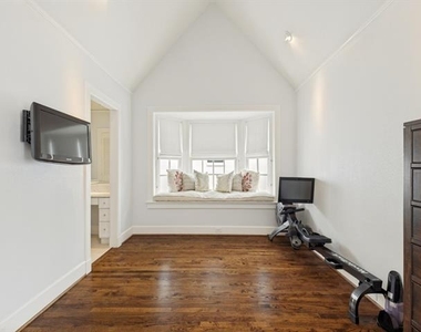 4352 Livingston Avenue - Photo Thumbnail 18