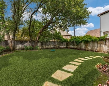 4352 Livingston Avenue - Photo Thumbnail 24