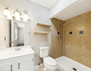 530 Hightrail Drive - Photo Thumbnail 7