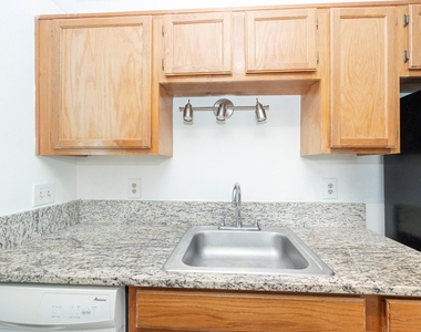 18333 Roehampton Drive - Photo Thumbnail 19