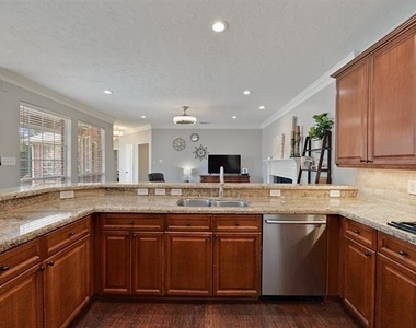7507 Aberdon Road - Photo Thumbnail 11