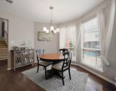 7507 Aberdon Road - Photo Thumbnail 8