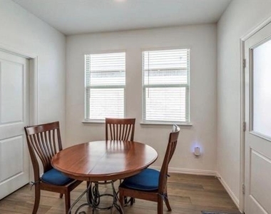 8424 Gray Squirrel Lane - Photo Thumbnail 8