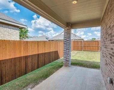 8424 Gray Squirrel Lane - Photo Thumbnail 15