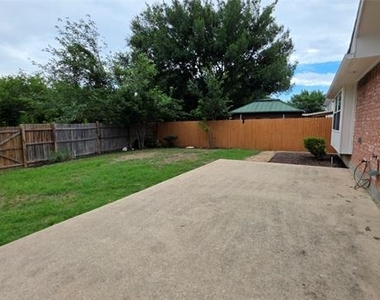 1268 Topeka Drive - Photo Thumbnail 35