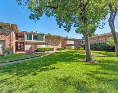 7812 Royal Lane - Photo Thumbnail 38