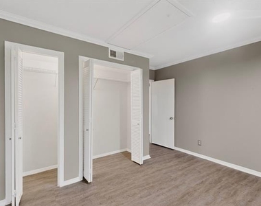 7812 Royal Lane - Photo Thumbnail 29