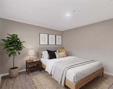 7812 Royal Lane - Photo Thumbnail 26